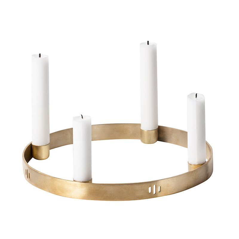 BLONDE-Ferm-Living-candle-holder-circle