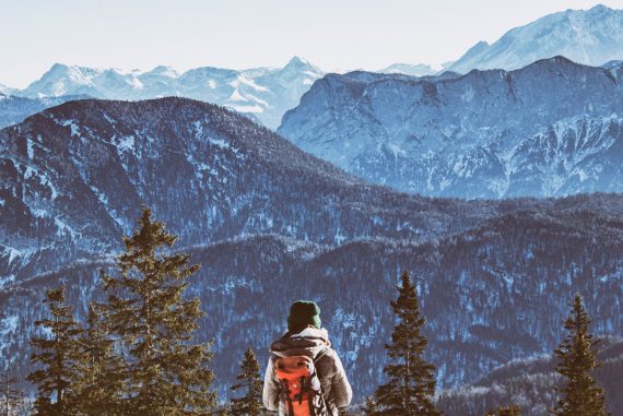 hanna-viellehner-unsplash-Berge-Wandern-Bayern-Trekking-Natur-Ausflug