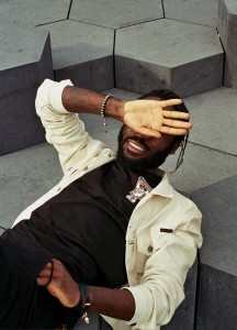 BLONDE OriginalsOfLondon FloraMaclean Charley 09