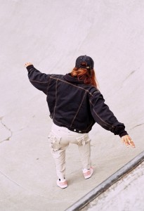 BLONDE OriginalsOfLondon FloraMaclean Leila 04