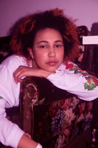 BLONDE outtakes mariehochaus selfie1 