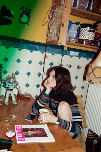 BLONDE outtakes mariehochaus selfie6 